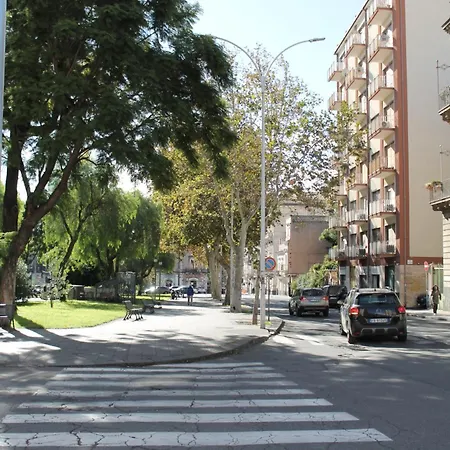 Cavour *