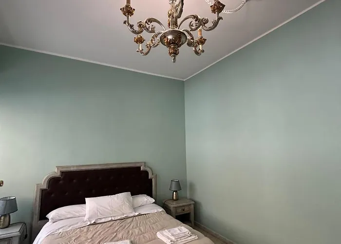 Cavour Bed and Breakfast Κατάνια